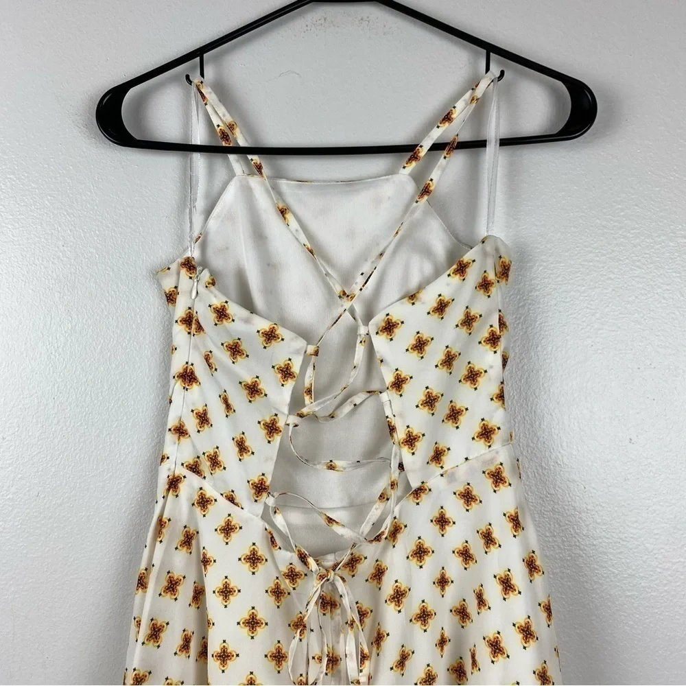 Lulu's Bloom of Youth Ivory Print Apron Neck Open Back Skater Mini Dress Size XS - Picture 7 of 10